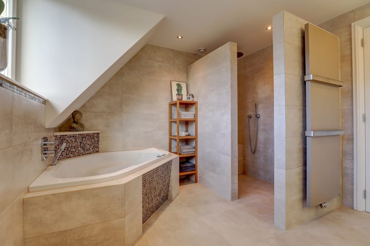 Foto 35 van Leutherweg 176