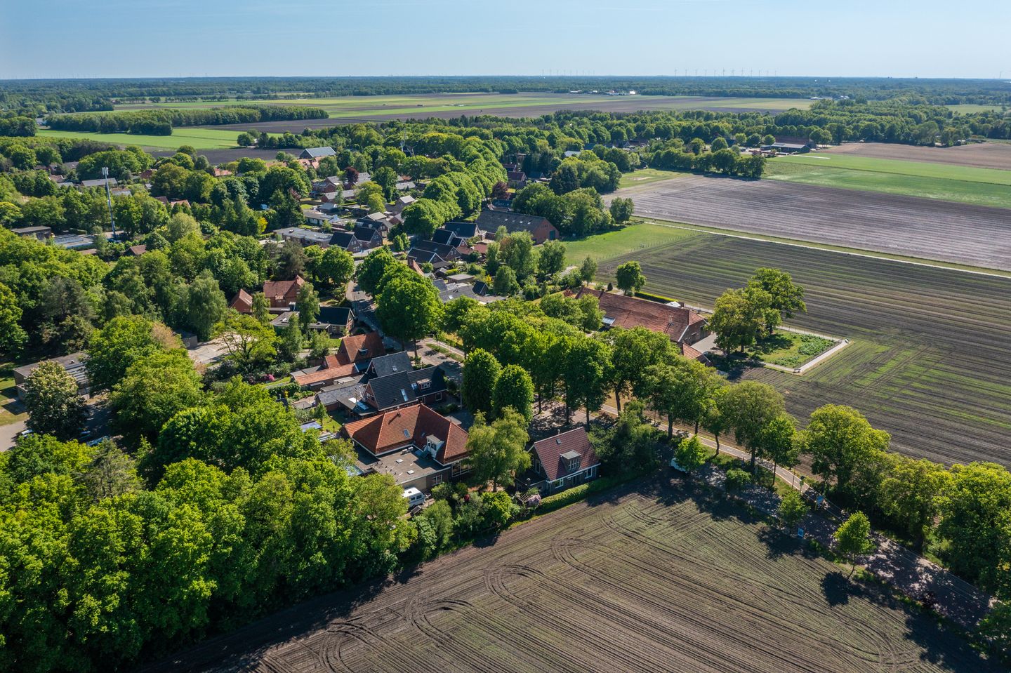 Bekijk foto 3 van Dorpsstraat 139