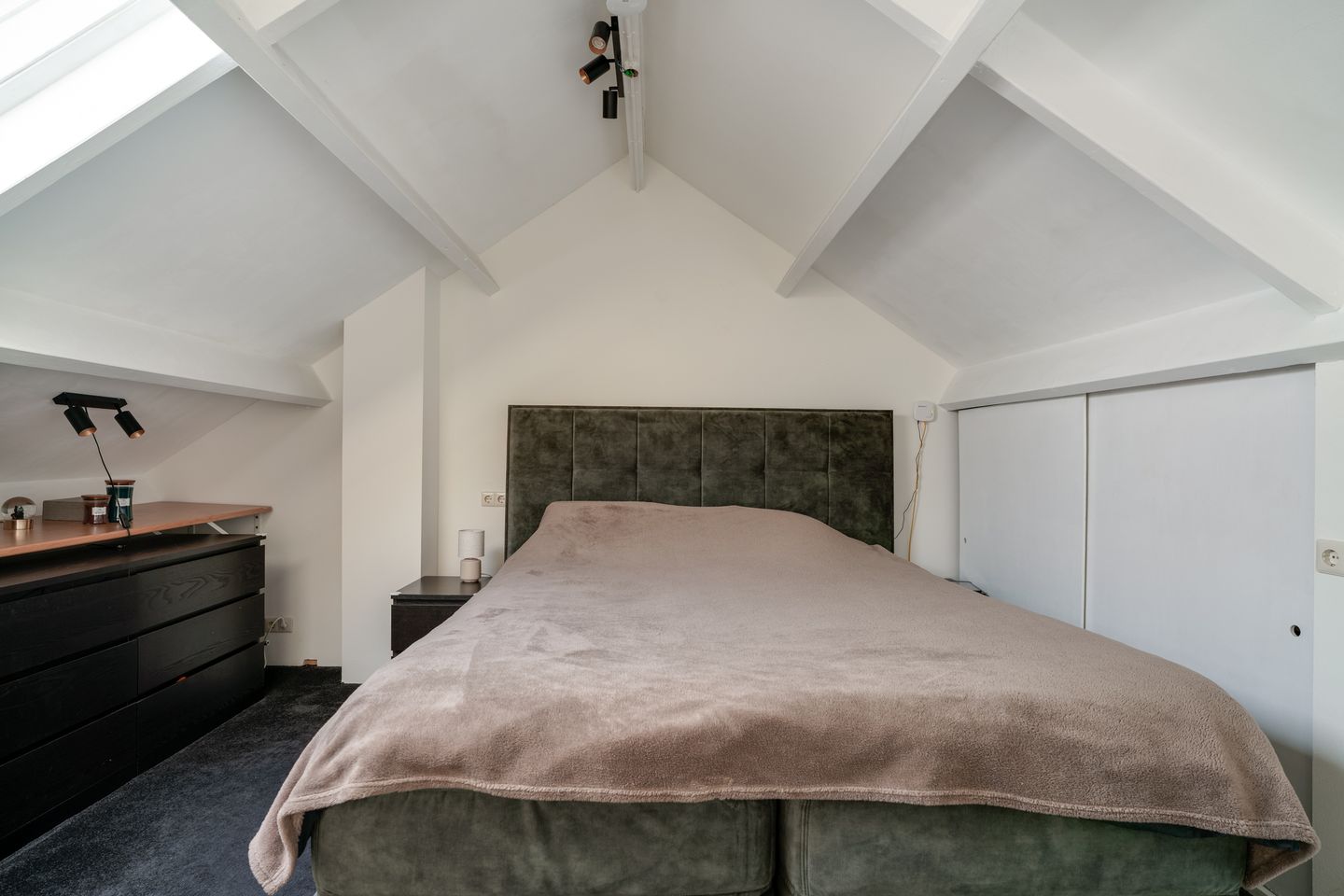 Foto 34 van Dahliastraat 6