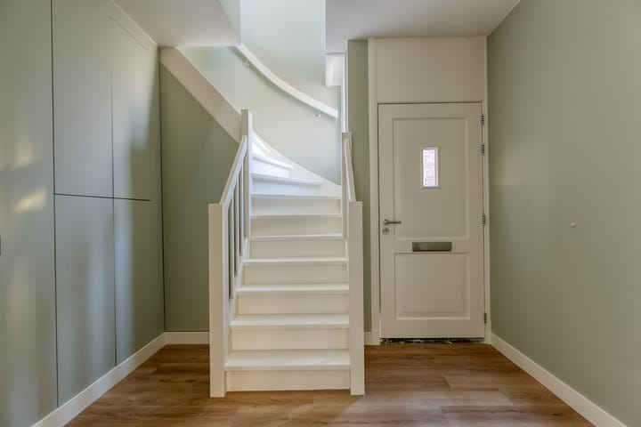 Photo 12 of Valkenboskade 631