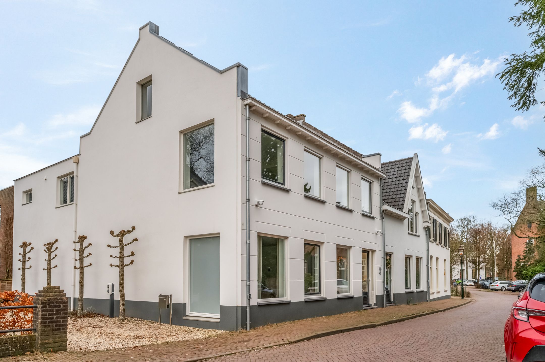 Buying a house in The Netherlands., Overstraat 11