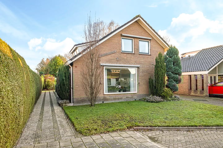 Foto 4 van Prins Clausstraat 1