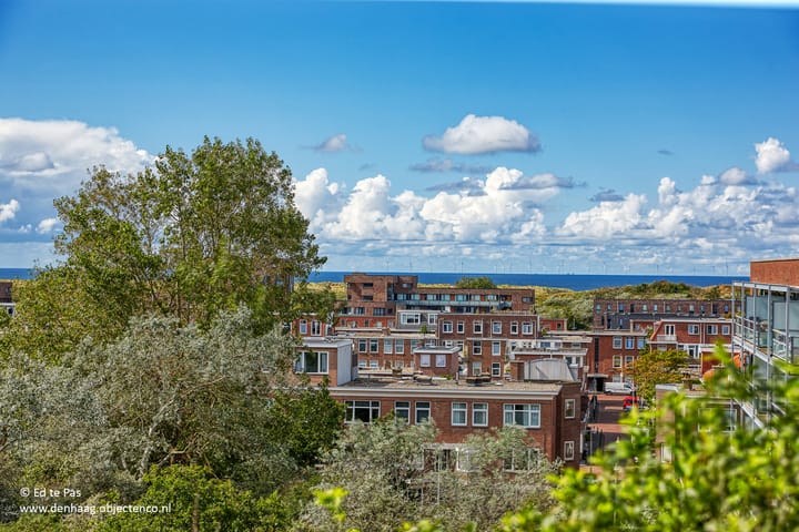 Photo 43 of Valkenboskade 631