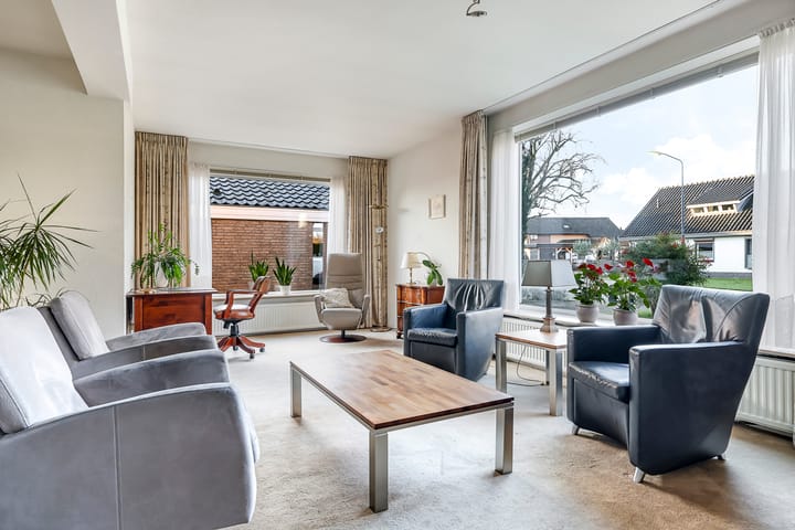 Foto 18 van Prins Clausstraat 1