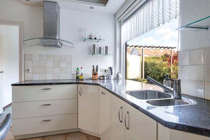 Foto 29 van Prins Clausstraat 1