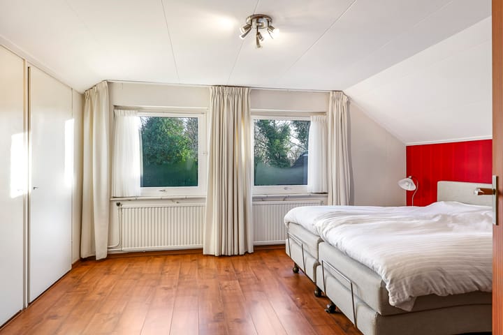 Foto 42 van Prins Clausstraat 1