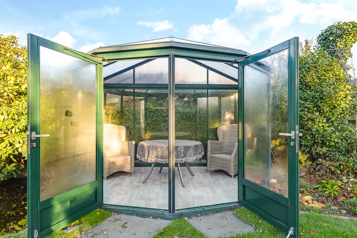 Foto 61 van Prins Clausstraat 1