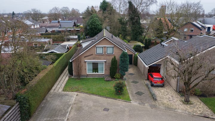 Foto 75 van Prins Clausstraat 1