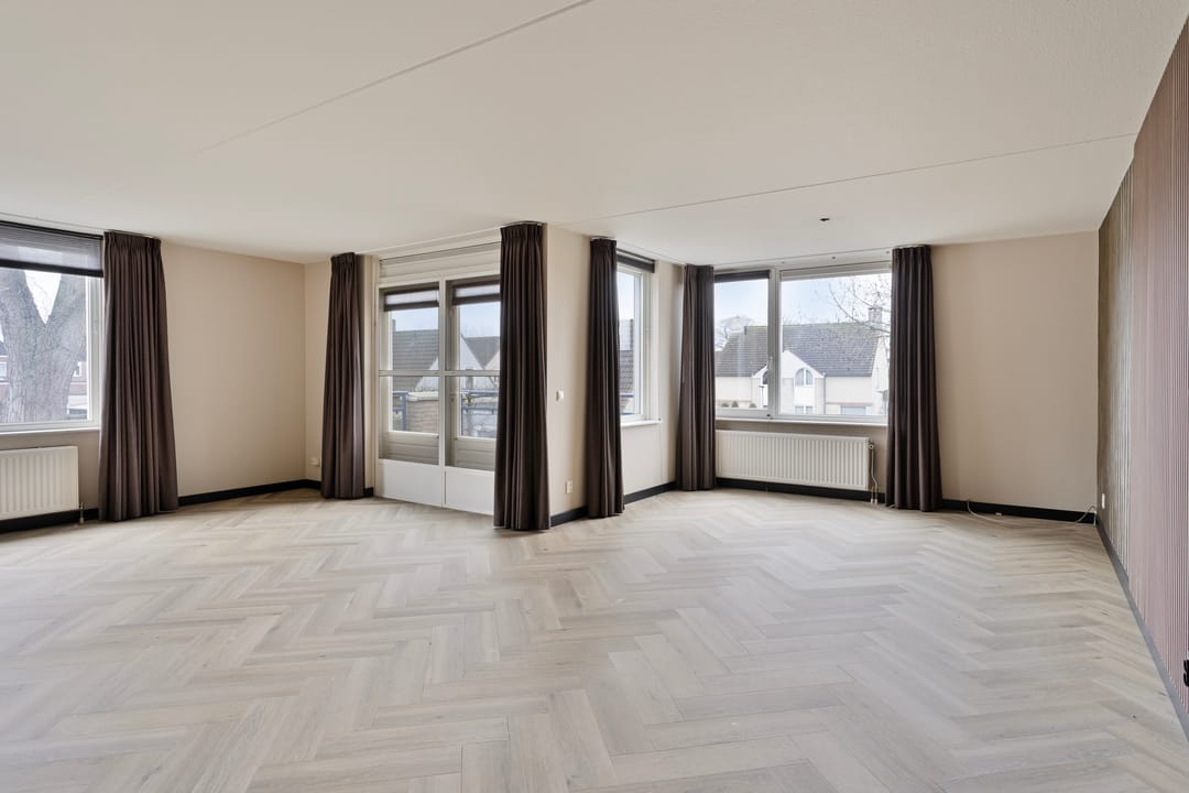 Foto 8 van Baron van Leefdaelstraat 36