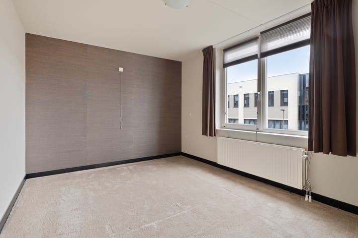 Photo 15 of Baron van Leefdaelstraat 36