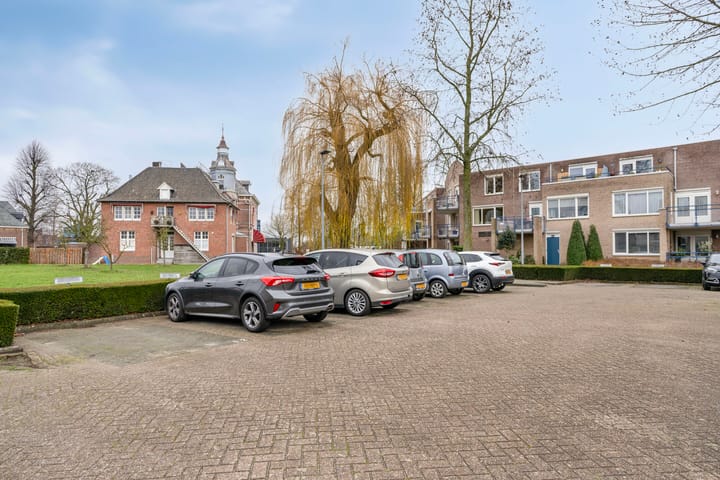 Photo 21 of Baron van Leefdaelstraat 36