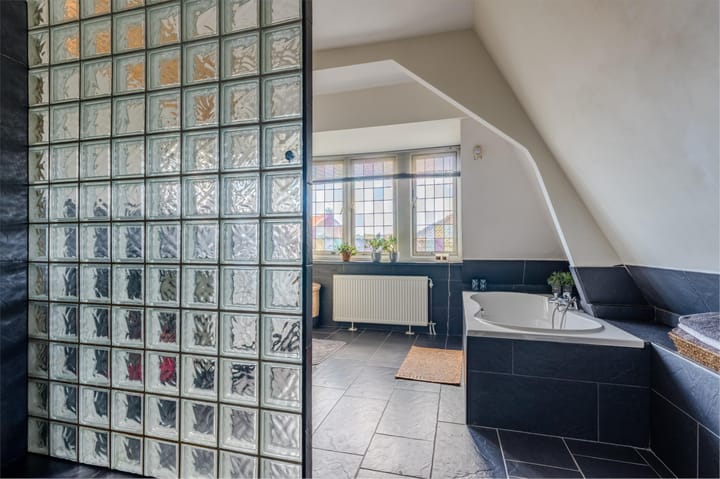 Foto 39 van Voorstraat 94