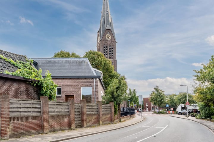 Foto 68 van Voorstraat 94