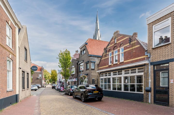 Foto 69 van Voorstraat 94