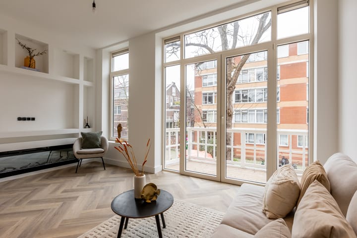 Photo 7 of Hondiusstraat 70-B