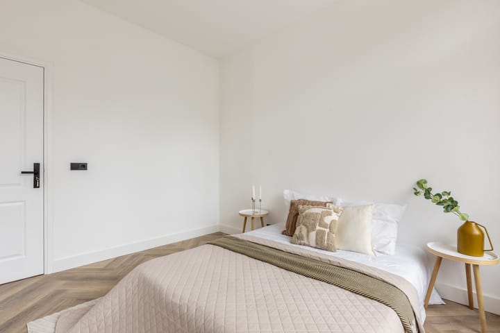 Photo 24 of Hondiusstraat 70-B