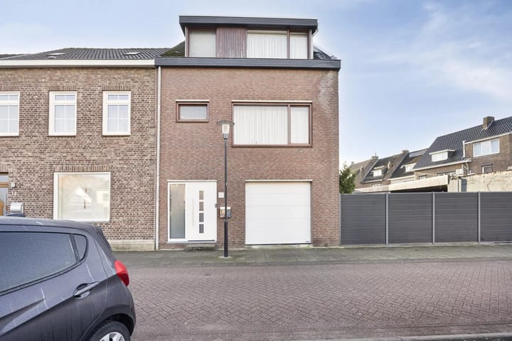 Foto 3 van Dr. Poelsplein 18