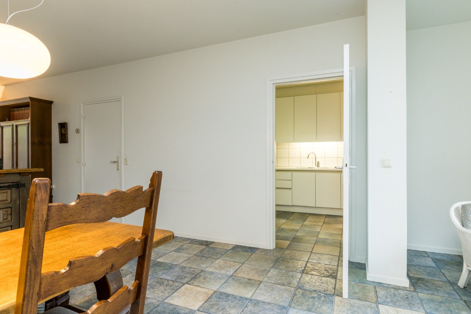 Photo 15 of Burg. Pijlsstraat 16