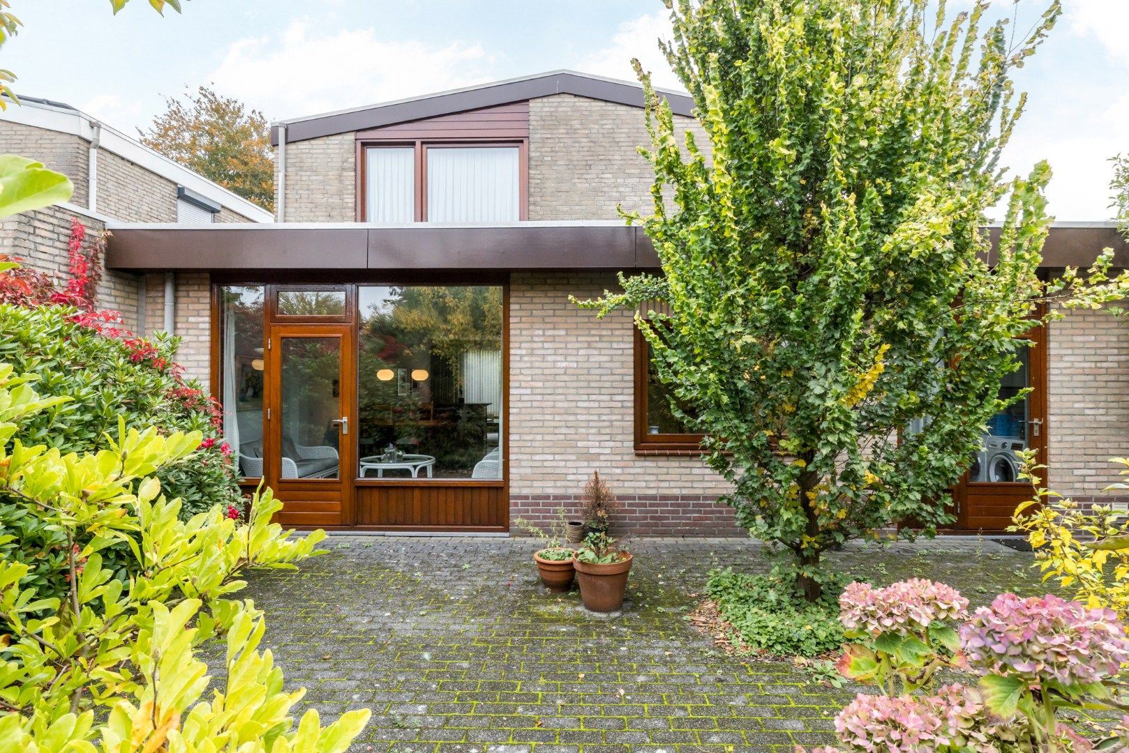 Photo 24 of Burg. Pijlsstraat 16