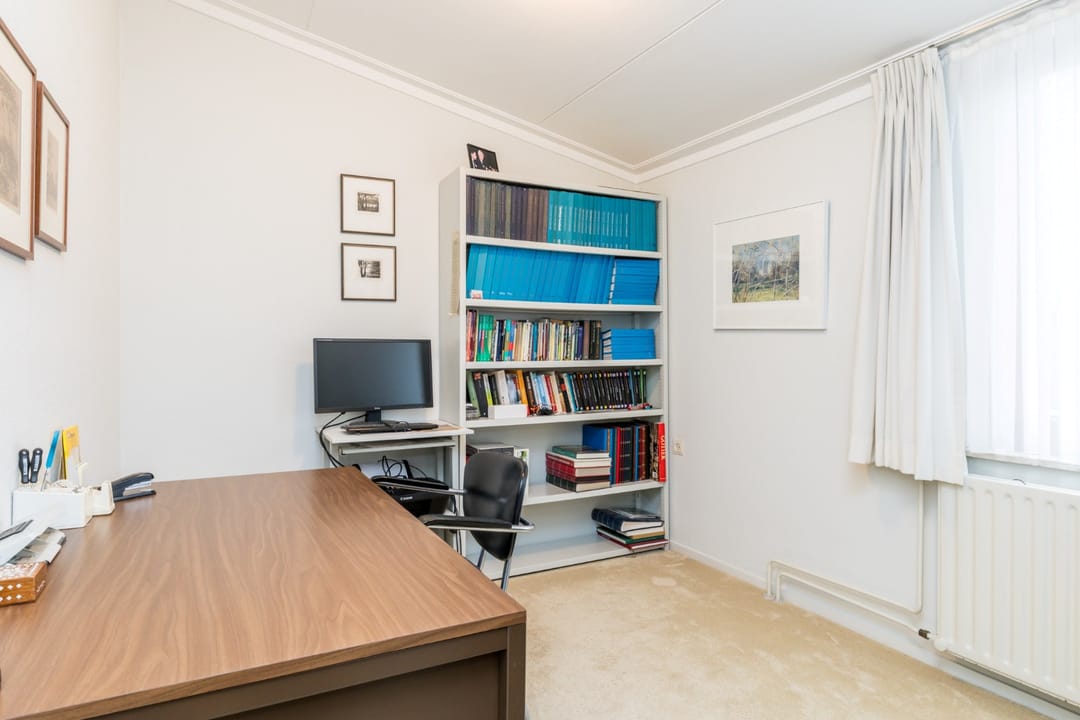 Photo 31 of Burg. Pijlsstraat 16