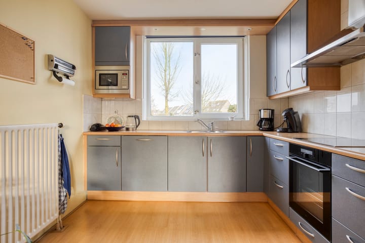 Photo 13 of Walcherenstraat 32