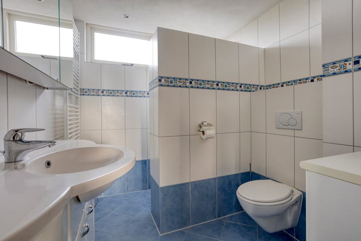 Photo 20 of Walcherenstraat 32