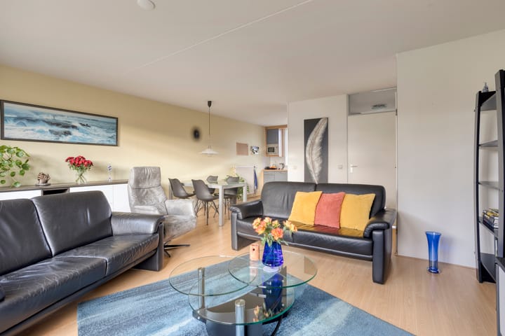 Photo 11 of Walcherenstraat 32