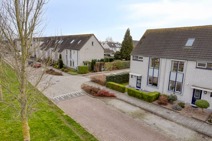 Photo 40 of Walcherenstraat 32