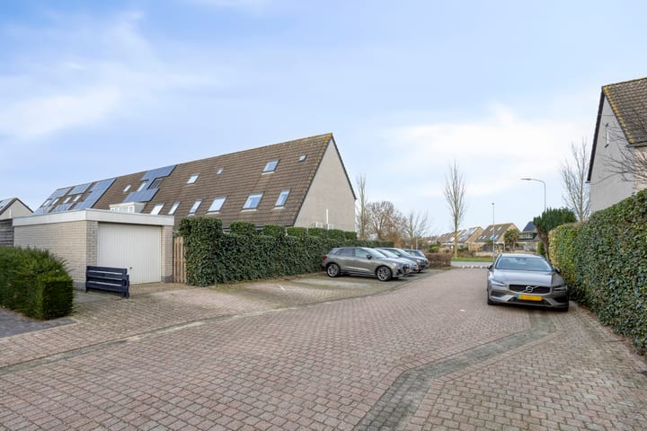 Photo 32 of Walcherenstraat 32