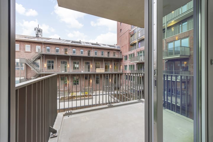 Foto 16 van Akkerstraat 141