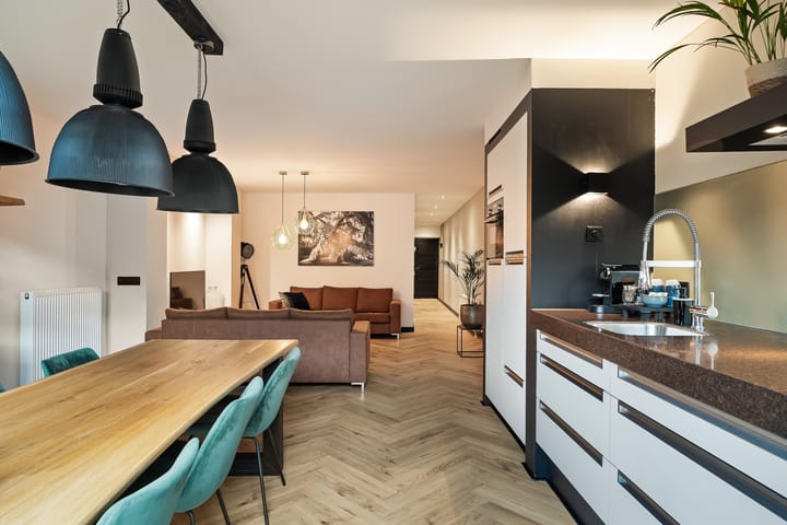 Photo 45 of Midstraat 122