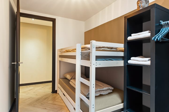 Photo 52 of Midstraat 122