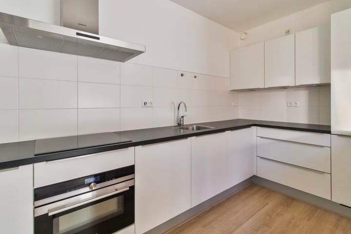 Photo 6 of Röntgenstraat 8