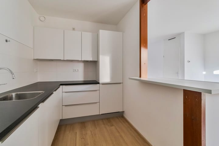 Photo 8 of Röntgenstraat 8