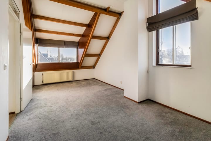 Photo 24 of Röntgenstraat 8