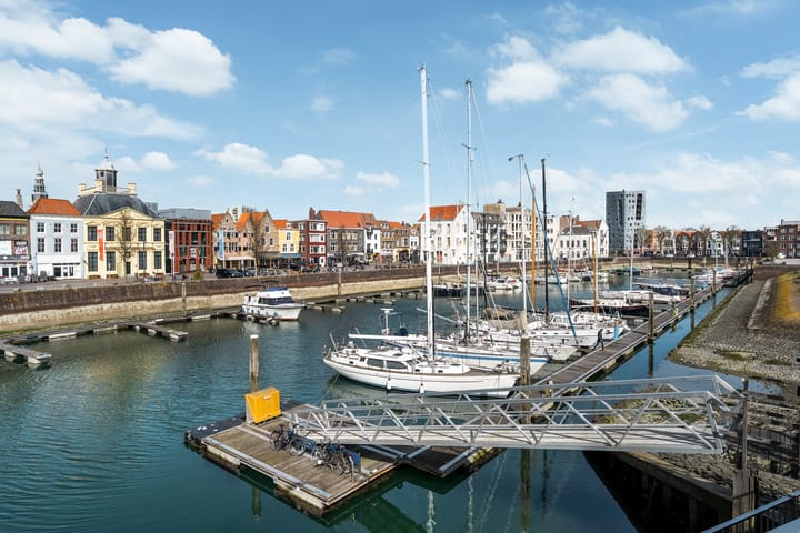 Photo 15 of Wilhelminastraat 29