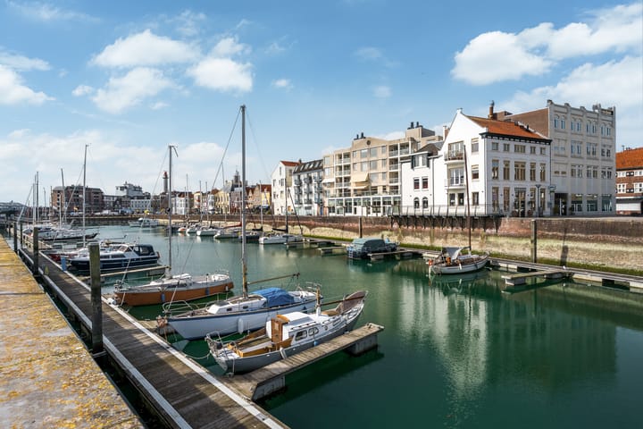 Photo 16 of Wilhelminastraat 29