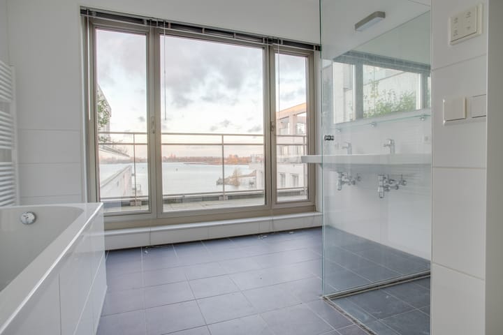 Foto 9 van Bottelarijstraat 351