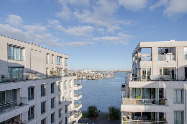 Foto 13 van Bottelarijstraat 351