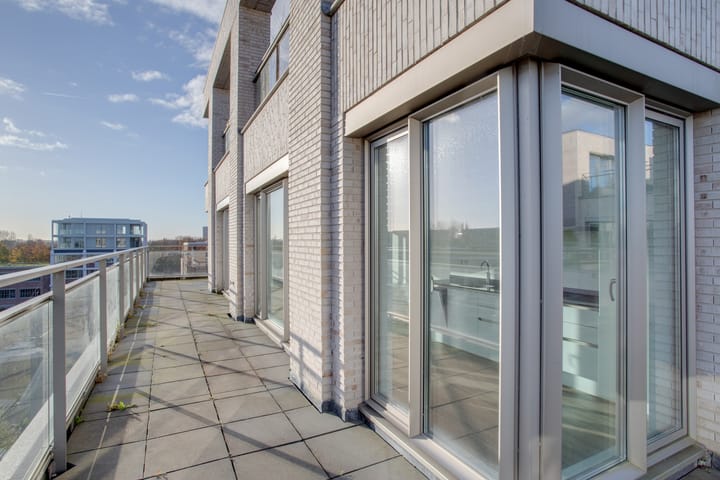 Foto 16 van Bottelarijstraat 351