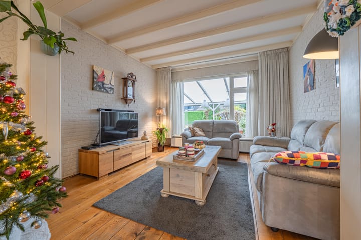 Foto 13 van Burgemeester Bouwensweg 21