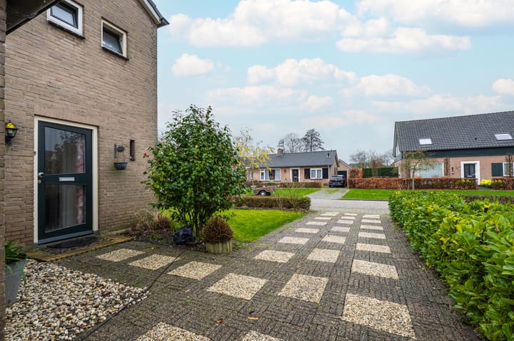 Foto 71 van Burgemeester Bouwensweg 21