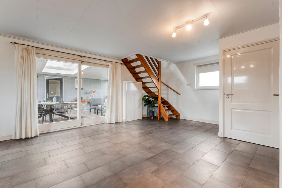 Photo 37 of Patersweg 9