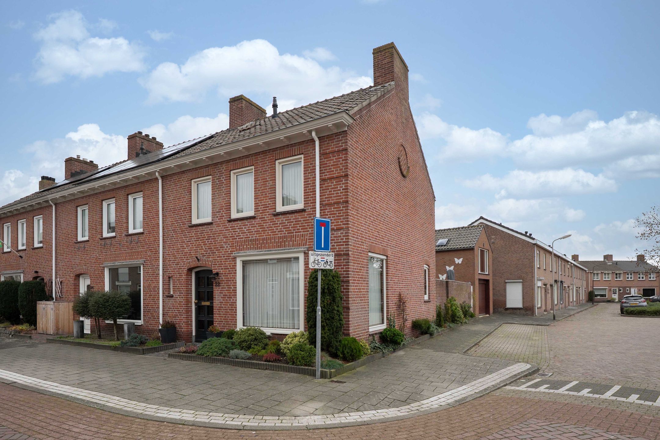 Buying a house in The Netherlands., Vader Vincentiusstraat 22