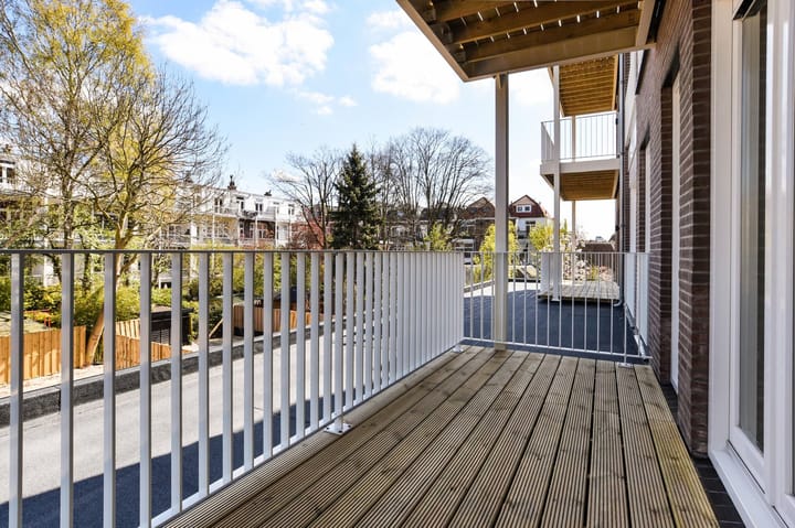 Photo 5 of Laan van Nieuw-Oost-Indië 14-D