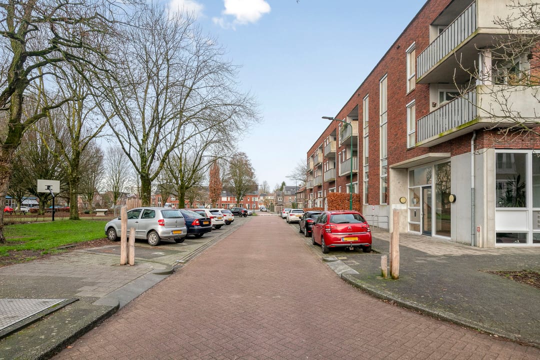 Foto 38 van Dr. Colijnstraat 15-C