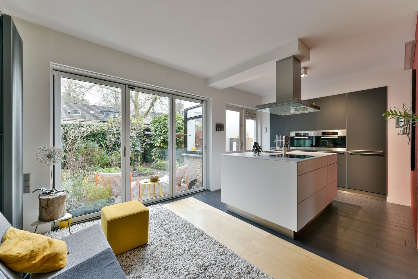 Foto 20 van van Merkensteijngaarde 15