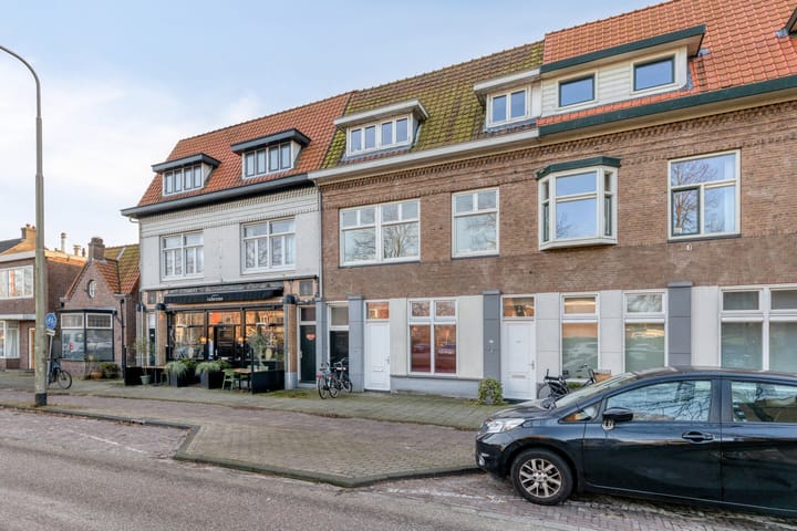 Photo 2 of Zandvoortselaan 129-A