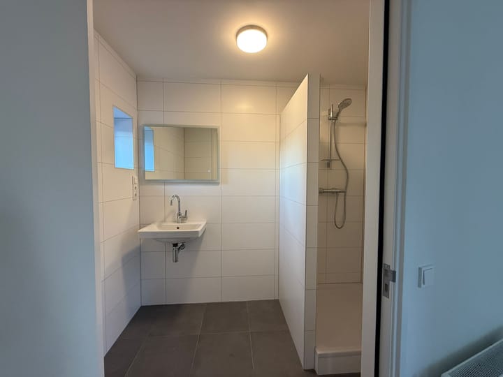 Photo 13 of Vinkenstraat 8-C