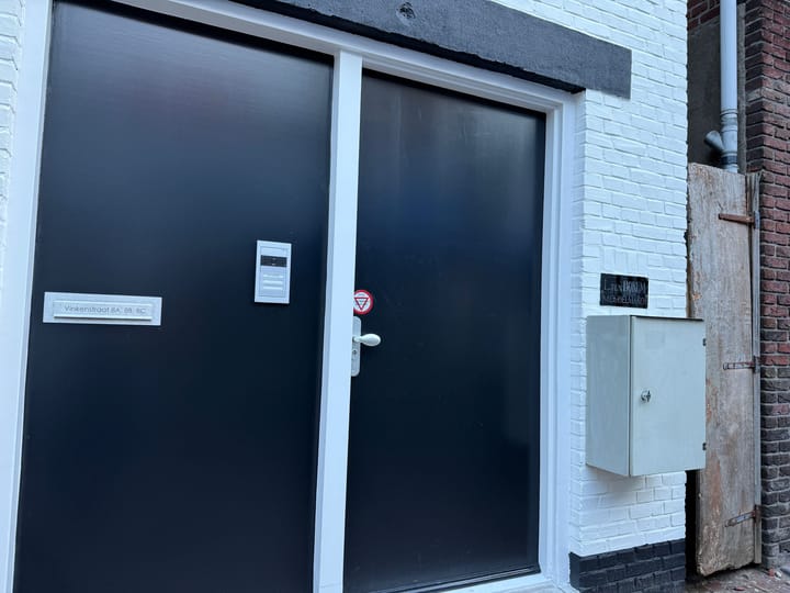 Photo 23 of Vinkenstraat 8-C